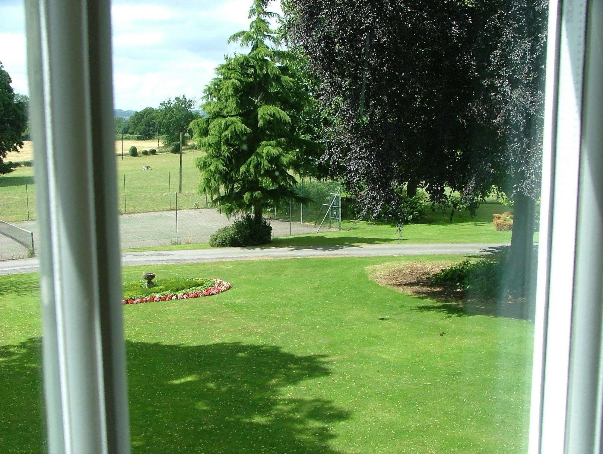 Hotel Esseborne Manor Hurstbourne Tarrant Exteriér fotografie